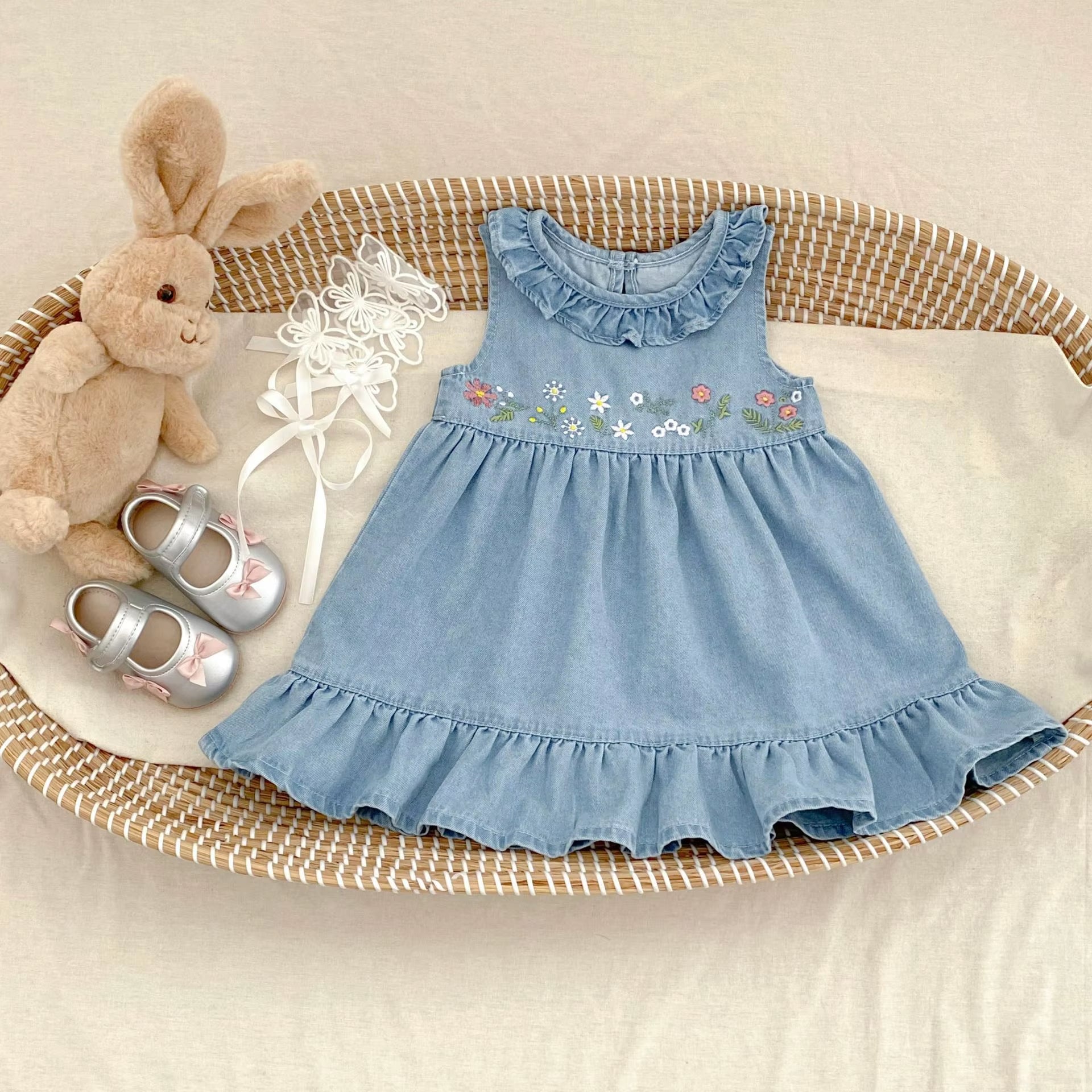 Summer New 0-3 Year Old Baby Clothing, Fashionable Denim Dress for Baby Girls, Embroidered Long Skirt