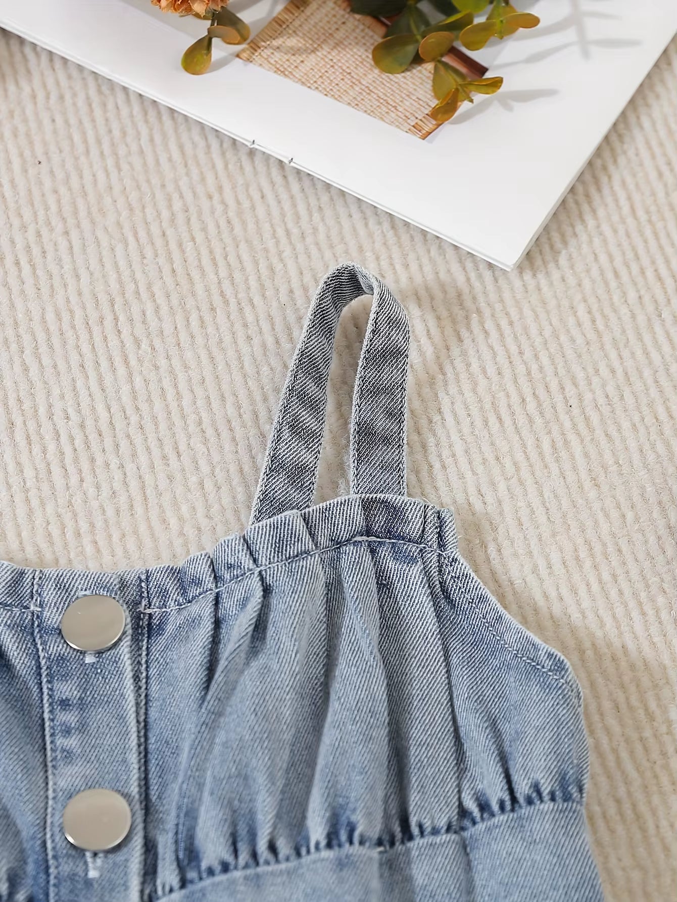 Autumn Baby Girl Long-Sleeved Denim Jacket + Strappy Cake Denim Skirt 2-Piece Outdoor Casual Denim Set