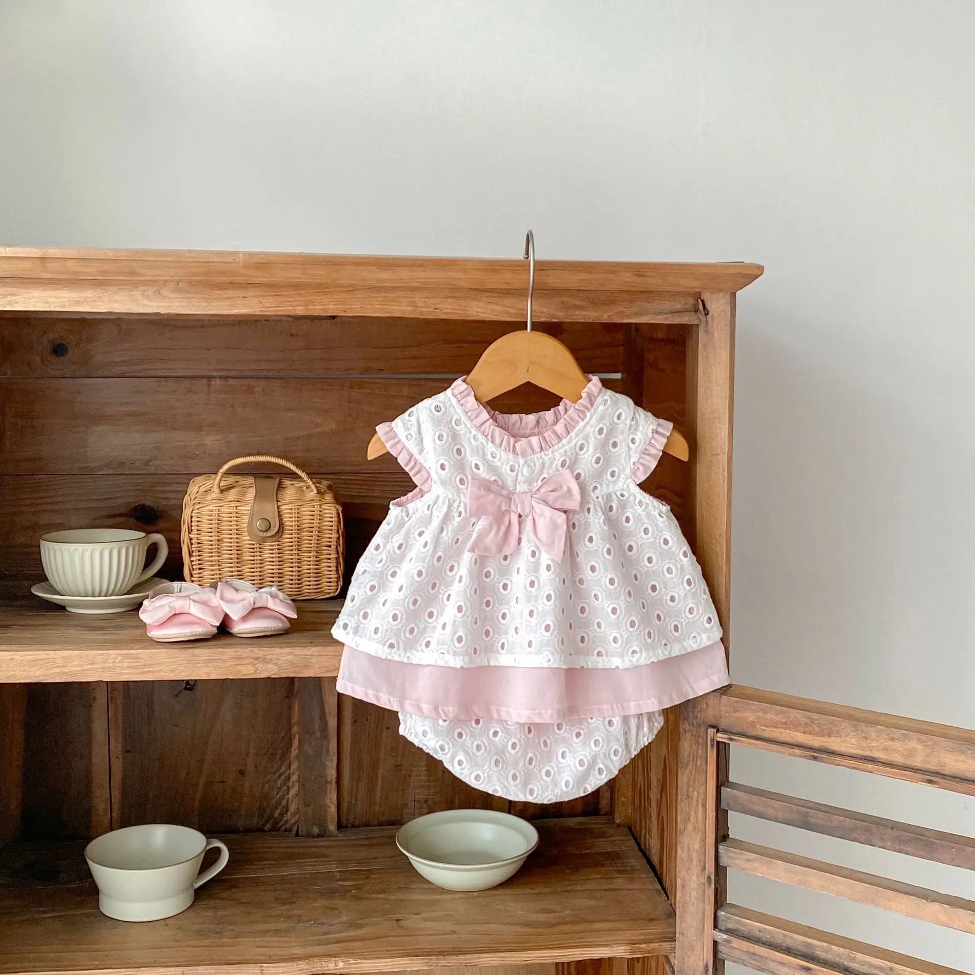 Summer New 0-3 Year Old Baby Clothing, Baby Girl Set, Hollowed Out Double-Layer Top+Shorts