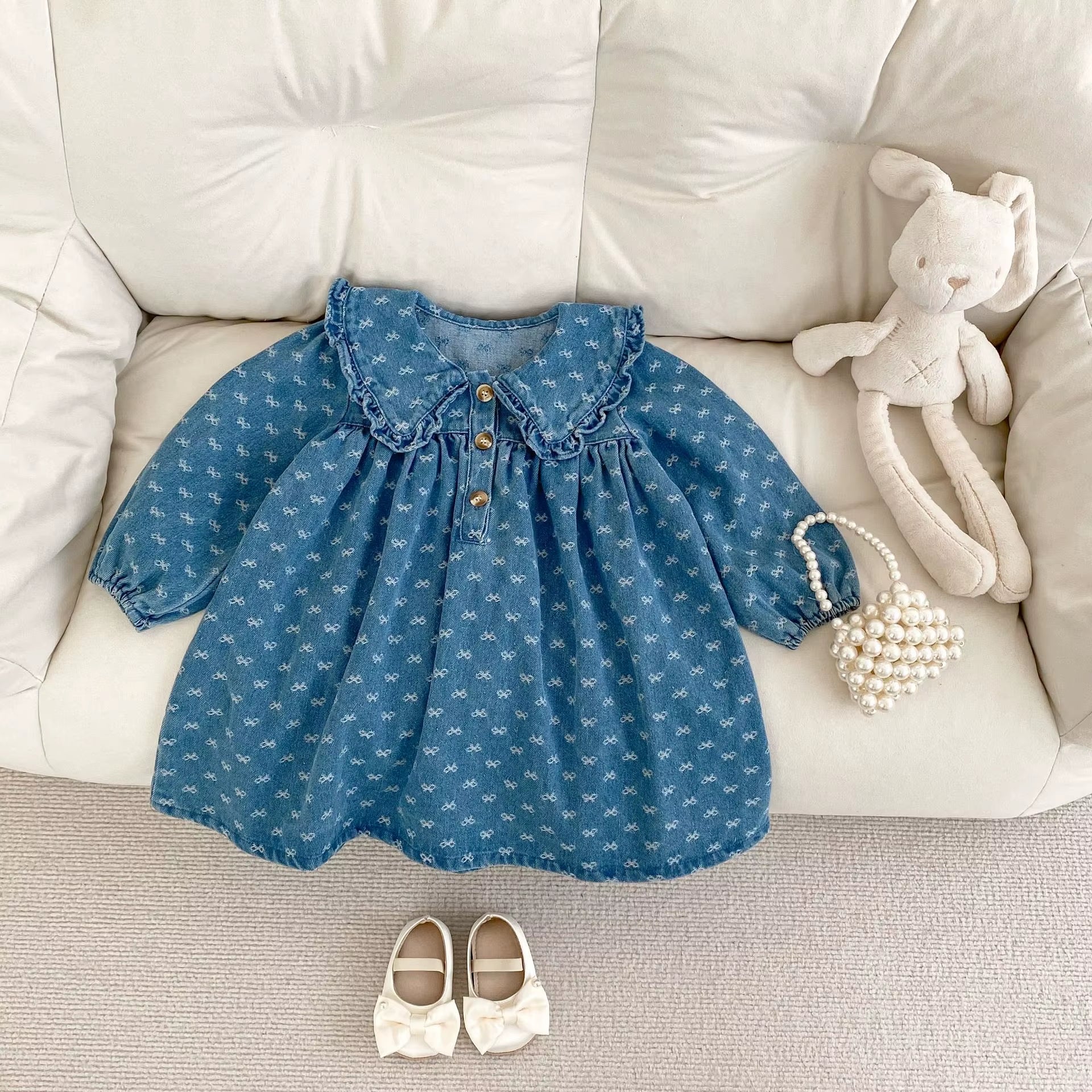 Autumn New 0-3 Year Old Baby Clothing, Fashionable Baby Girl Bow Jacquard Denim Long Sleeved Dress